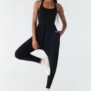 ✨IMBODHI Black Jumpsuit XL ✨